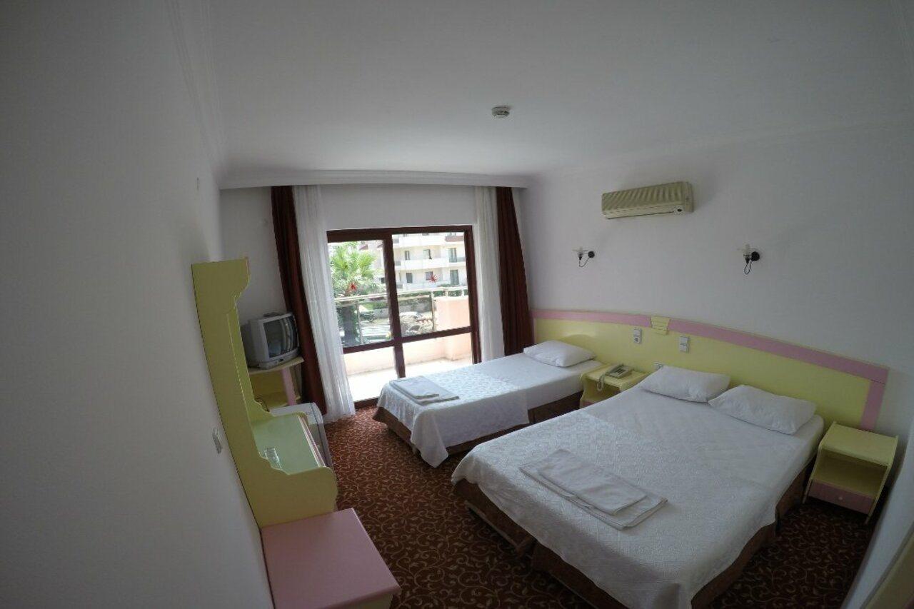 Kivilcim Hotel Мармарис Екстериор снимка
